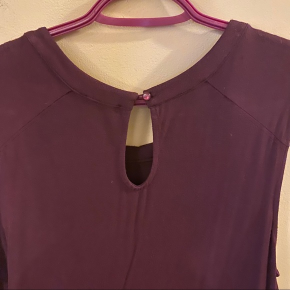 Ricki's Burgundy Lace Peplum Top - Picture 5 of 5